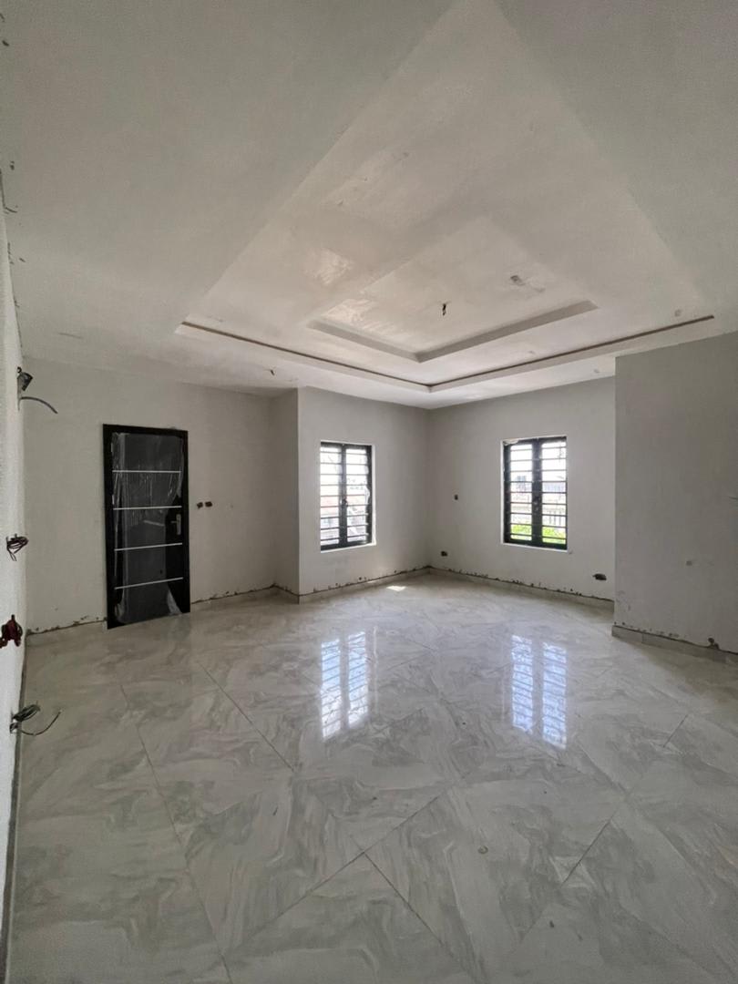 MODERN 3-BEDROOM APARTMENTS FOR SALE IN AJAH, LAGOS — photo 3