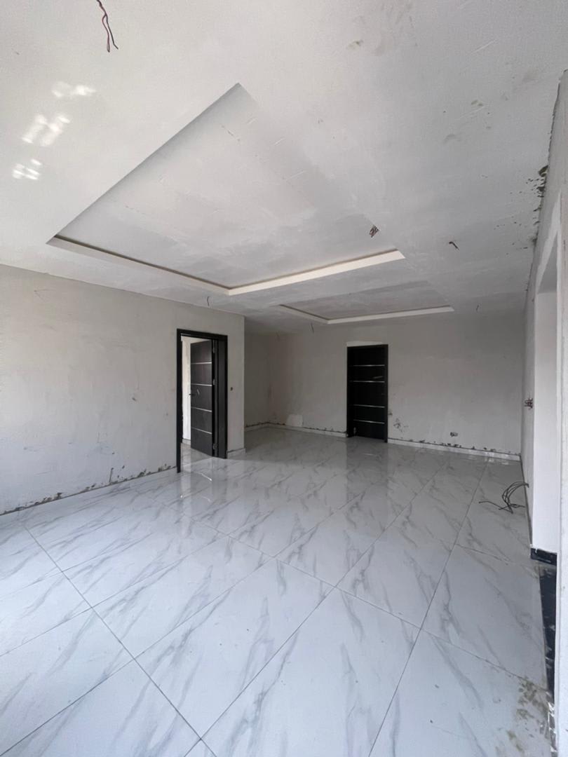 MODERN 3-BEDROOM APARTMENTS FOR SALE IN AJAH, LAGOS — photo 5
