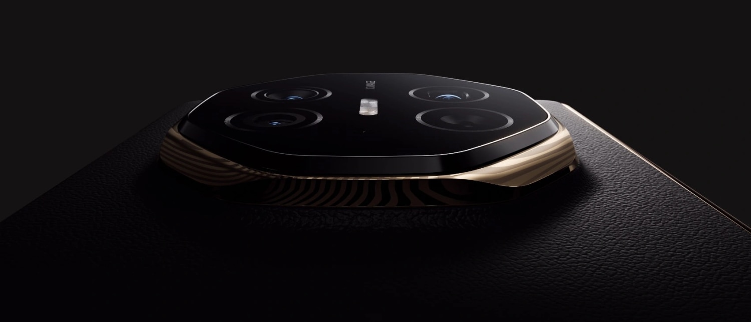 HUAWEI Mate XT ULTIMATE DESIGN 16GB+1TB Black Dual Card - image