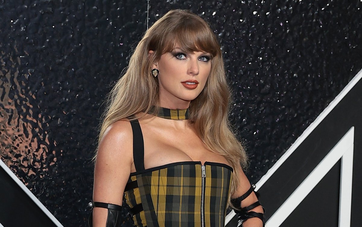 Taylor Swift singer