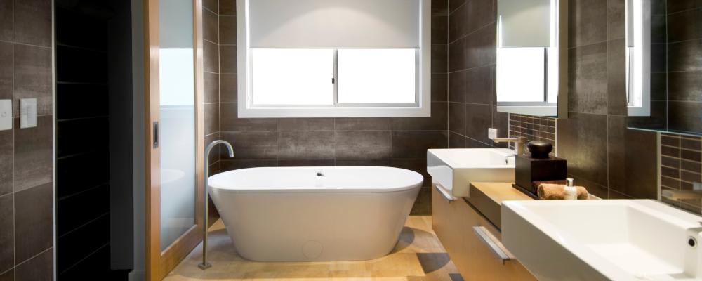 bathroom remodeling in Tampa {{brizy_dc_image_alt imageSrc=