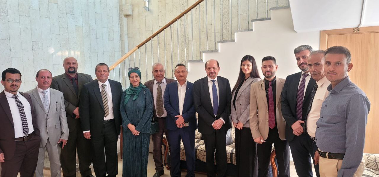 لقاء الهيئة الإدارية للجالية اليمنية مع وزير الخارجية