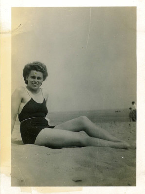1940, Emily