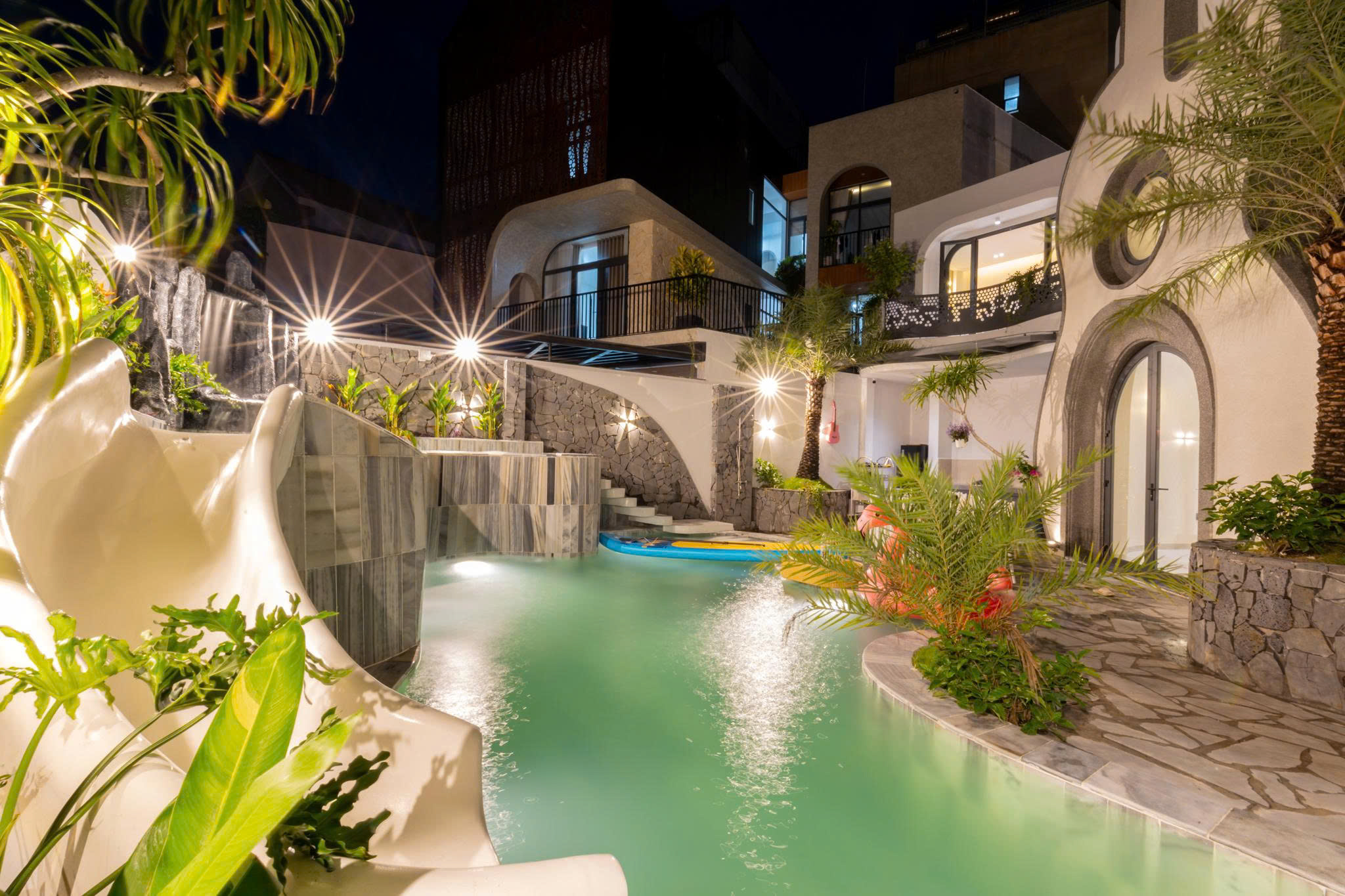 15 Trần Thượng Xuyên 2