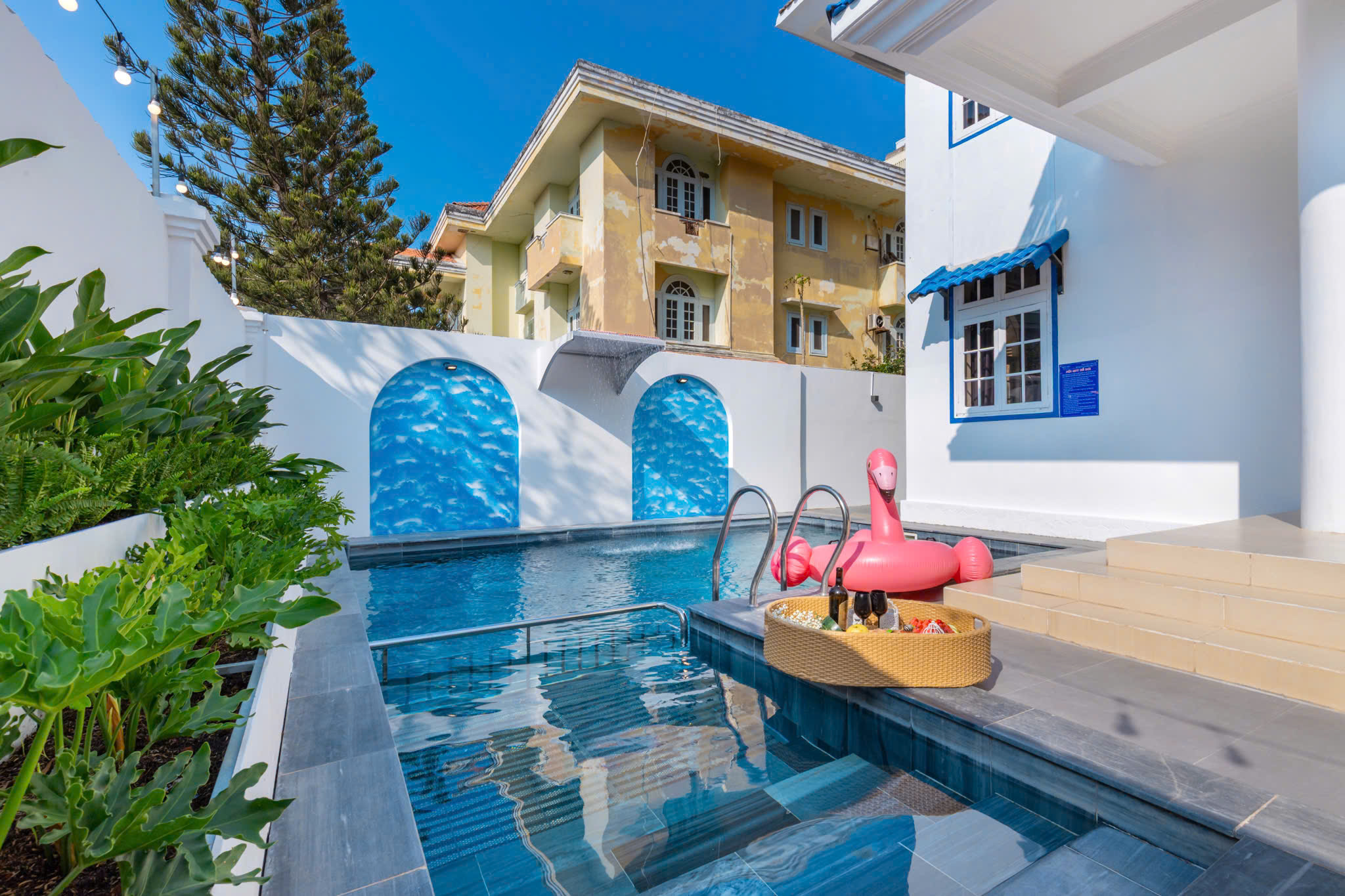 2B3 Đặng Thuỳ Trâm 2