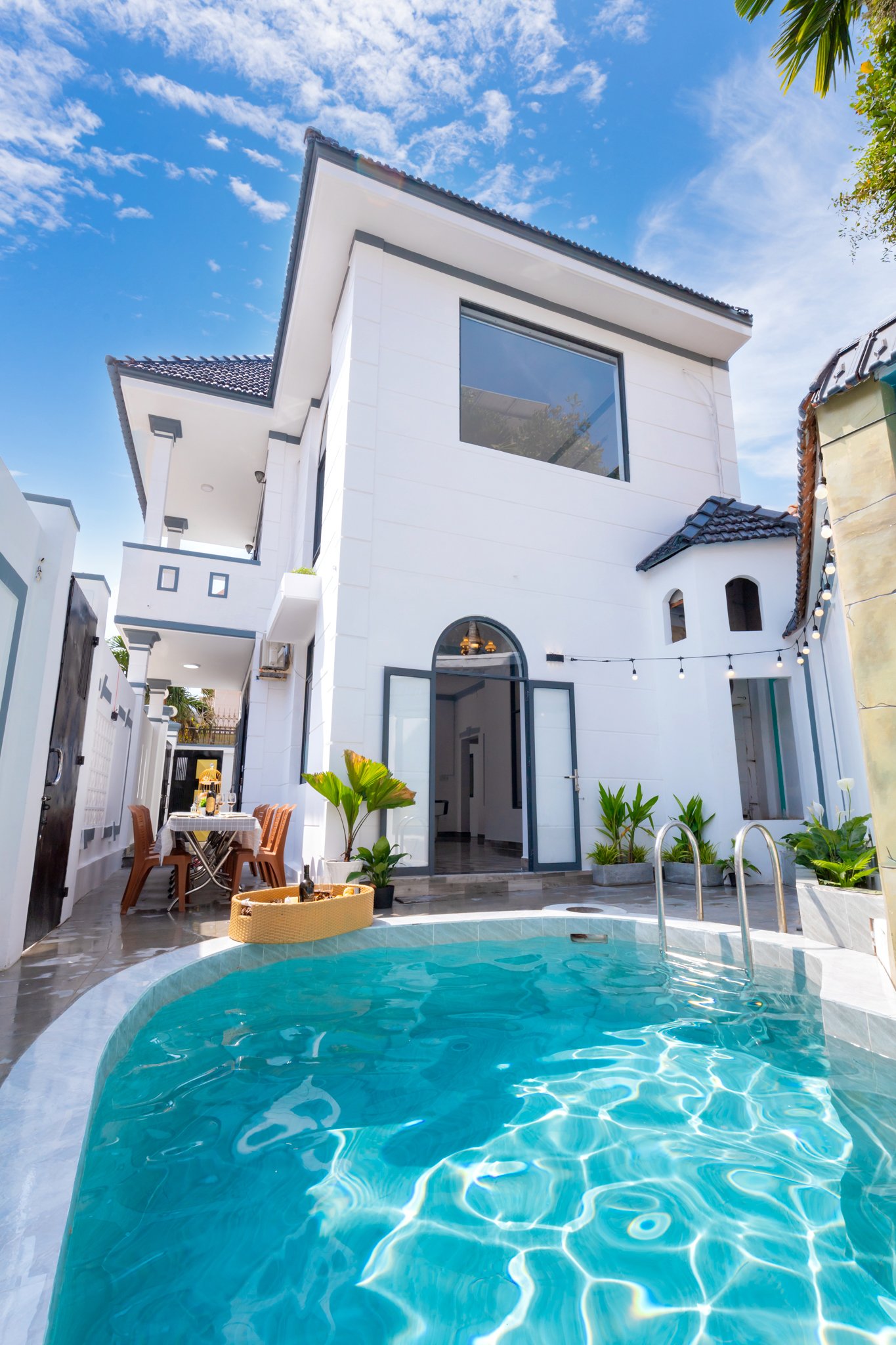 28/2 Lạc Long Quân 2