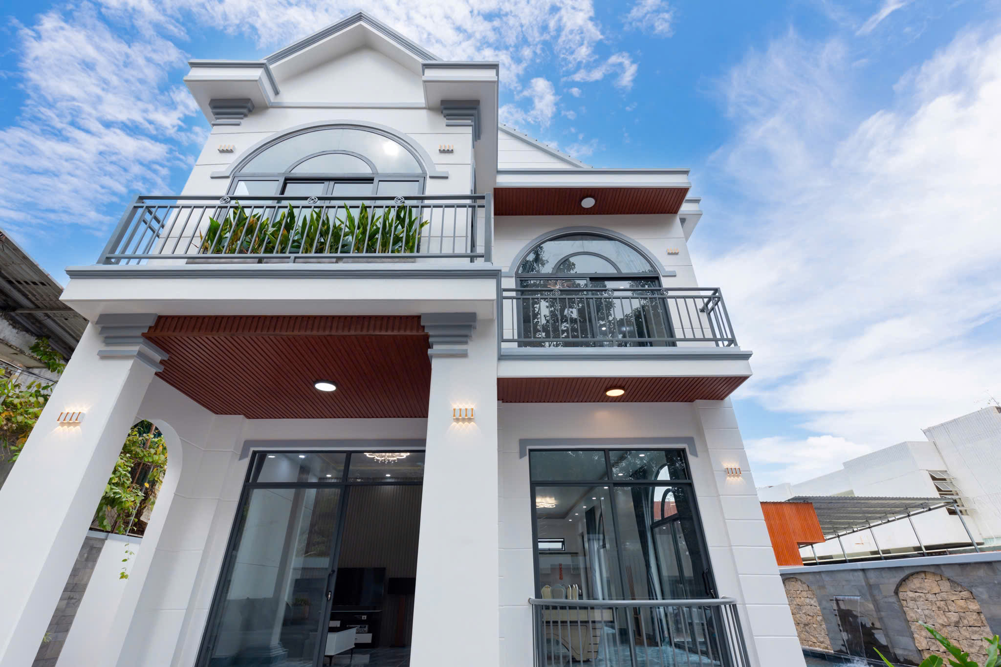 195 Võ Thị Sáu 3