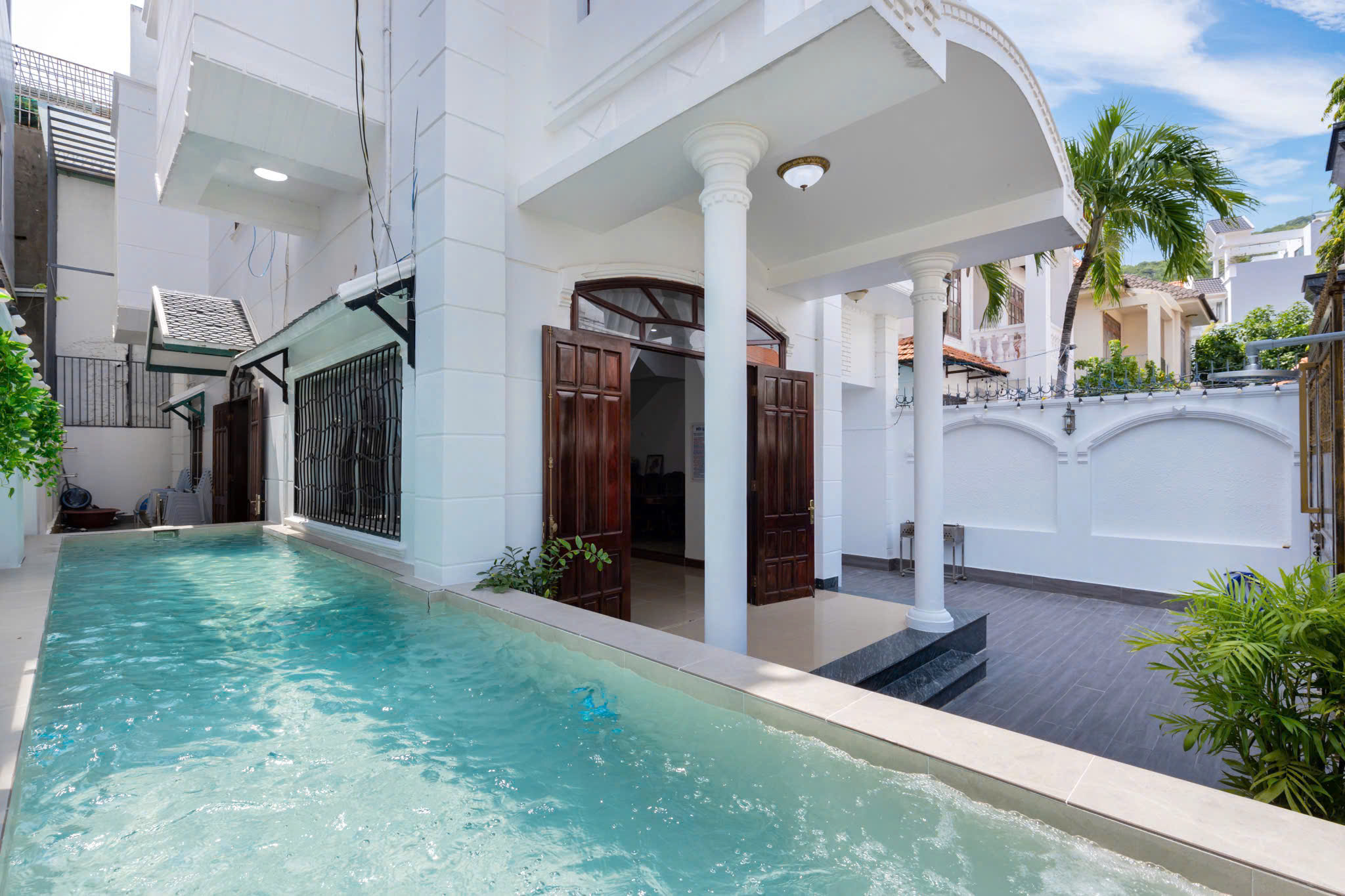 4F Lạc Long Quân 4