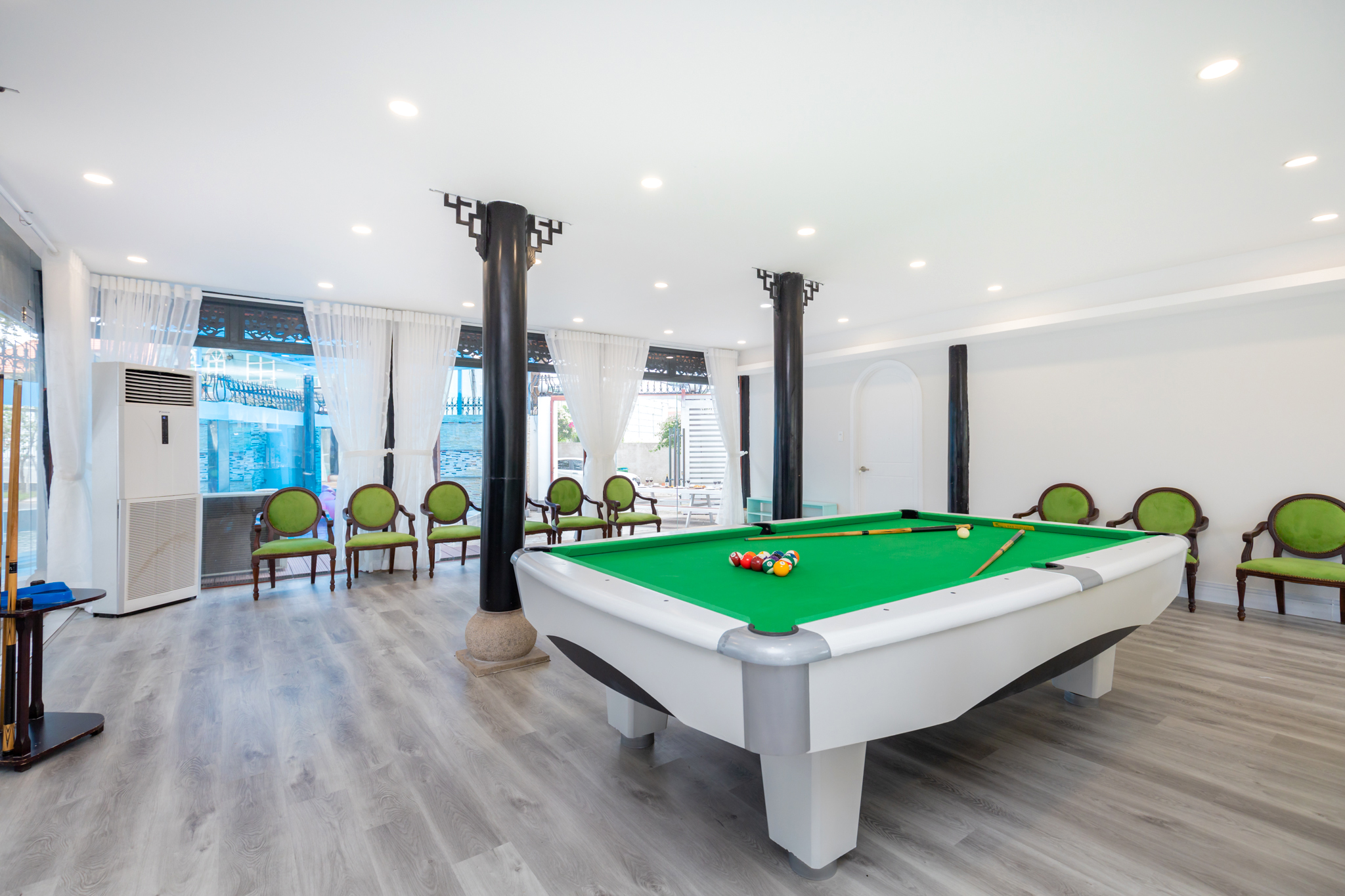 128 Hoàng Hoa Thám 5