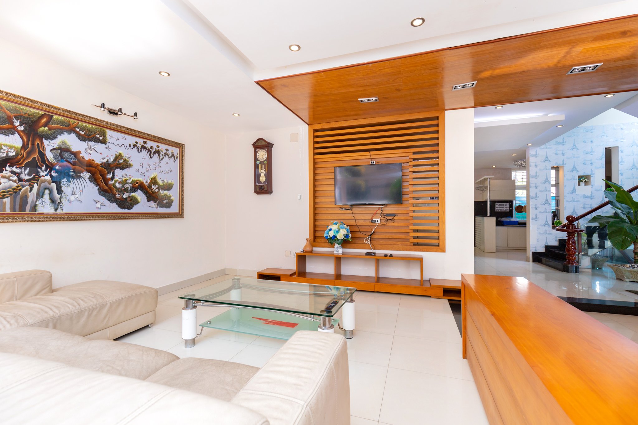 10/2 Lạc Long Quân 5