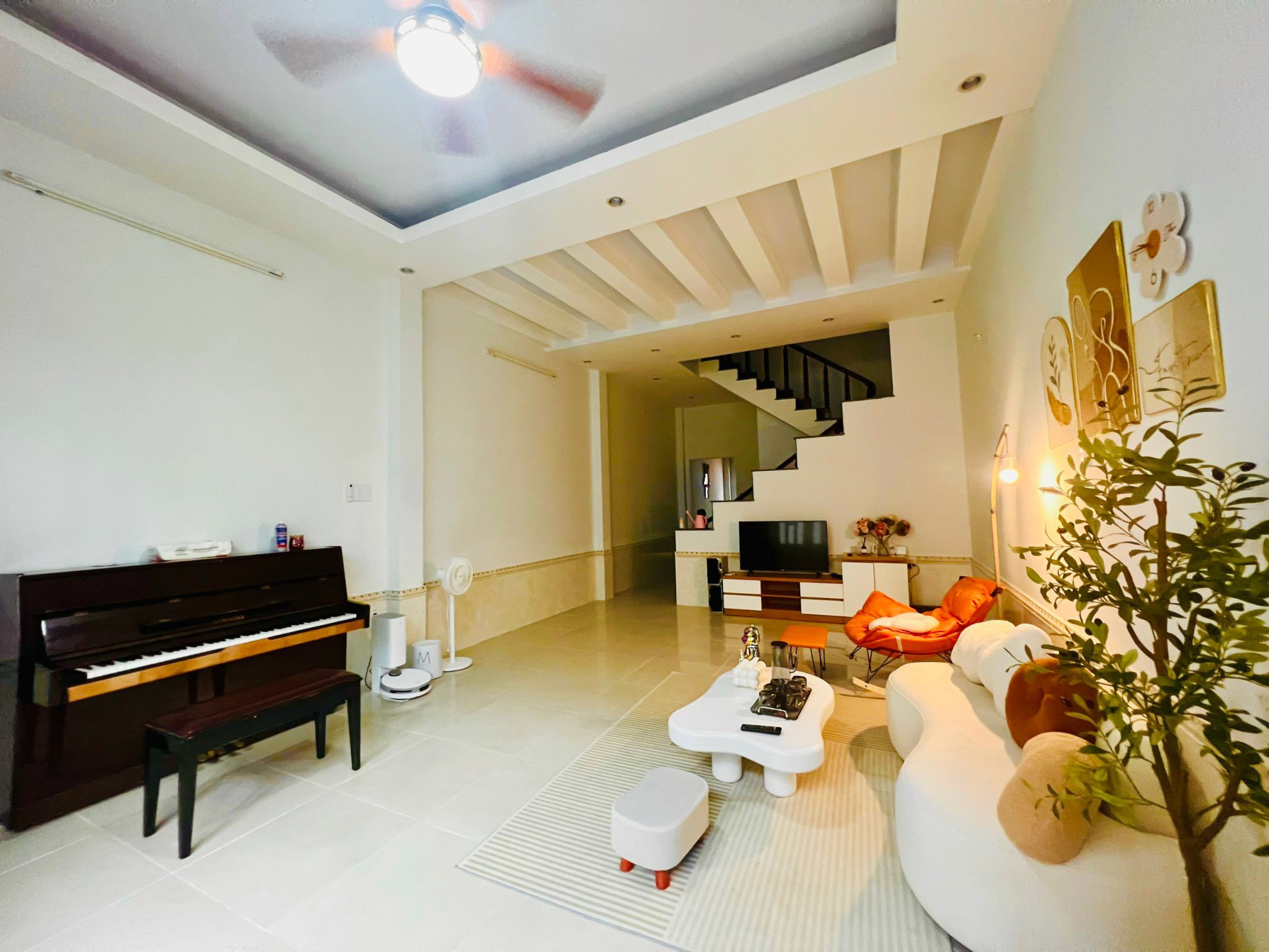 128/28 Hoàng Hoa Thám 3