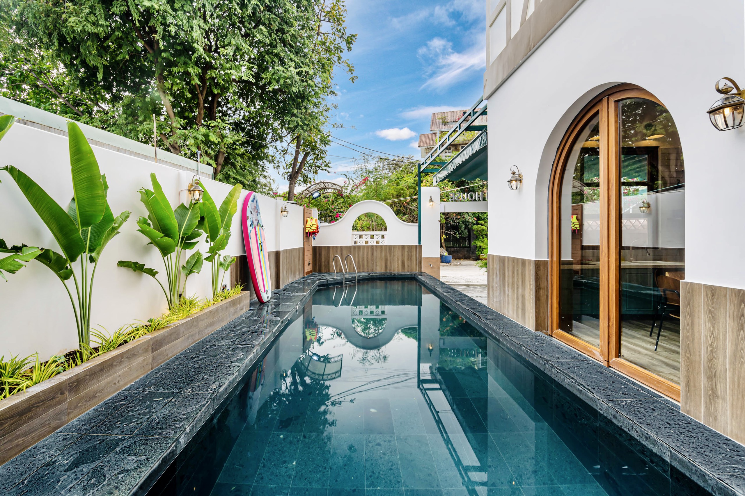 D1 Hoàng Trung Thông 2