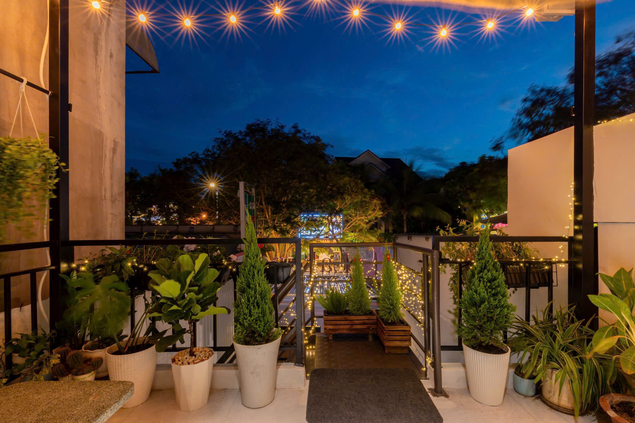 85 Hoàng Hoa Thám 3