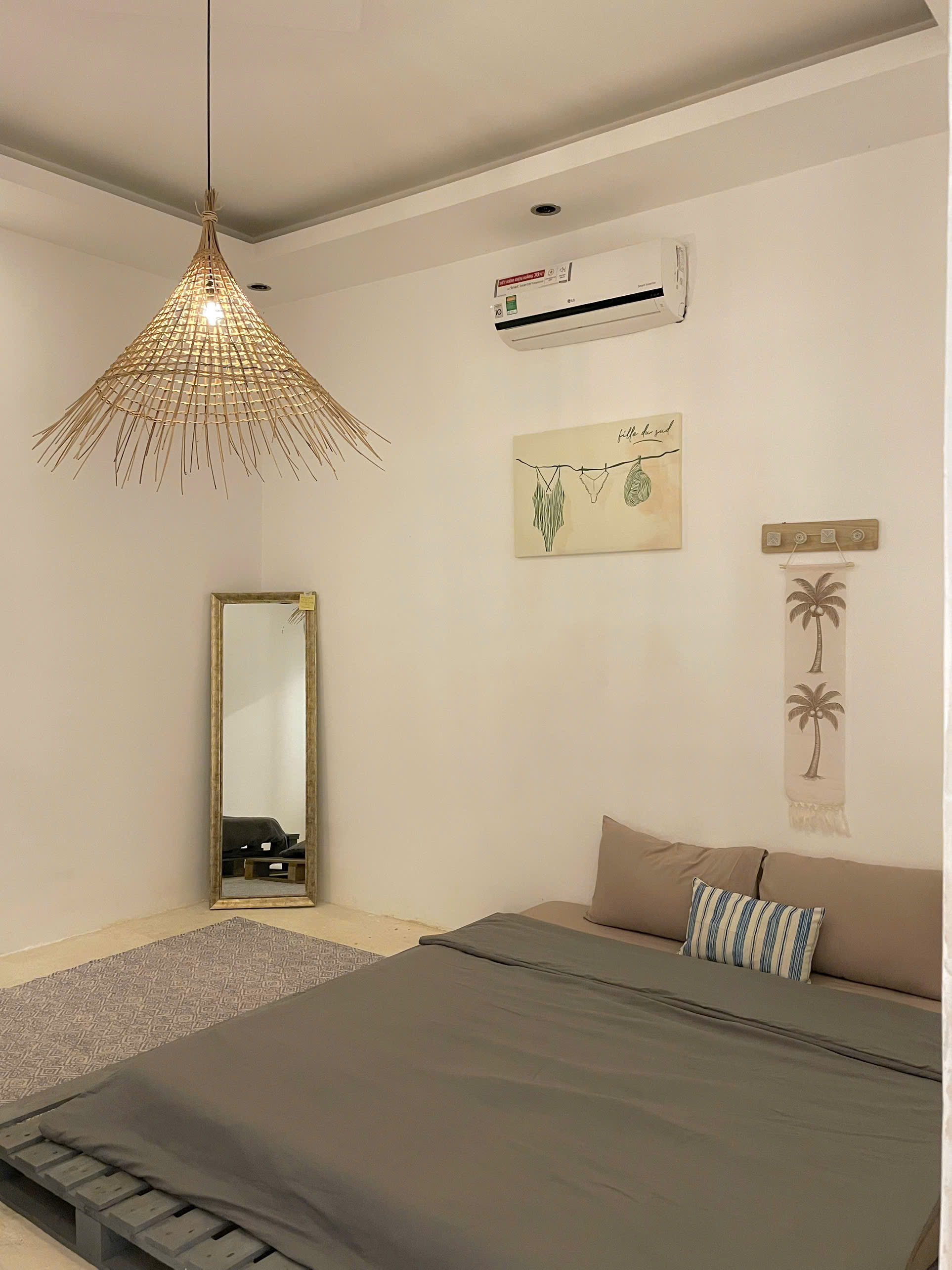 2/12 Nguyễn Hữu Tiến 4