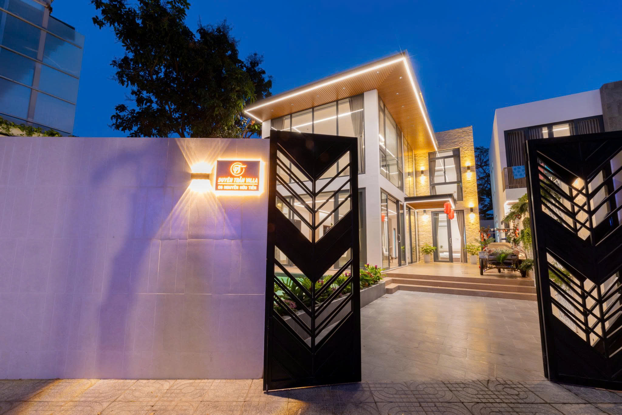 9 Nguyễn Hữu Tiến 5