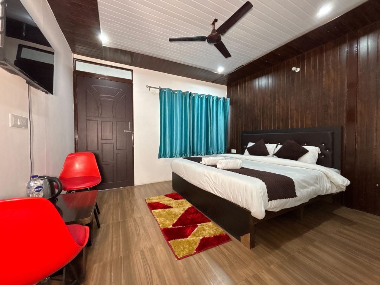 Forest Side Resort - Image 5