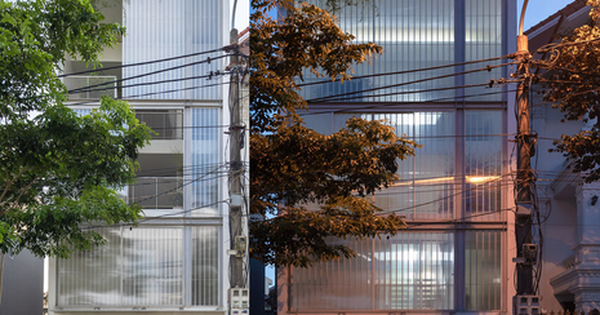 Độc lạ với nhà phố có mặt tiền gần như trong suốt Độc lạ với nhà phố có mặt tiền gần như trong suốt