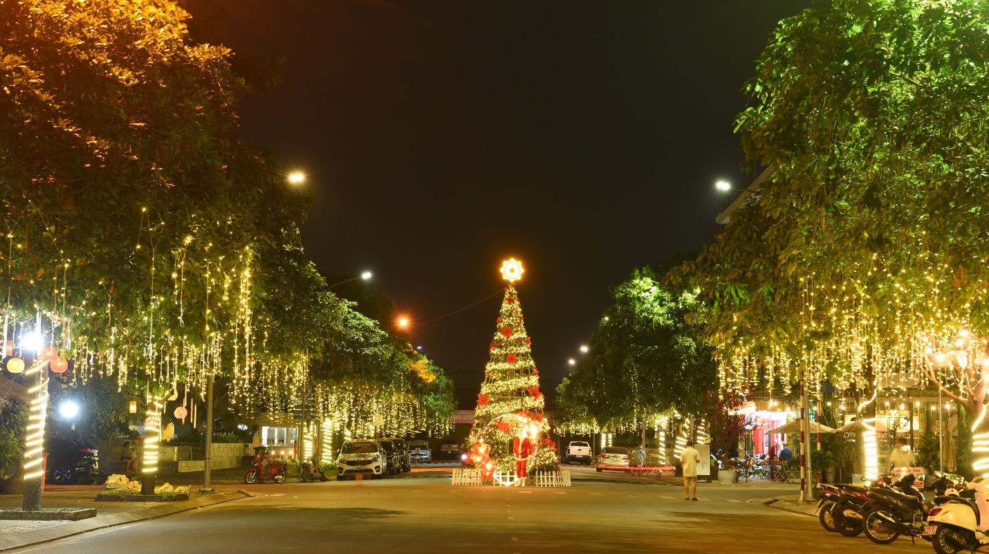Giáng sinh rộn ràng tại các dự án chung cư - Ảnh 2. Giáng sinh rộn ràng tại các dự án chung cư - Ảnh 2.