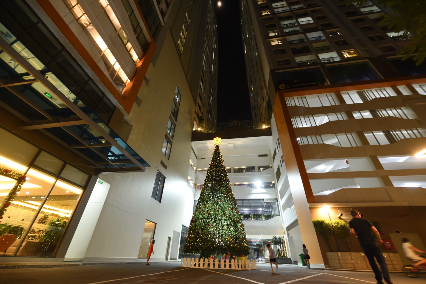 Giáng sinh rộn ràng tại các dự án chung cư - Ảnh 8. Giáng sinh rộn ràng tại các dự án chung cư - Ảnh 8.