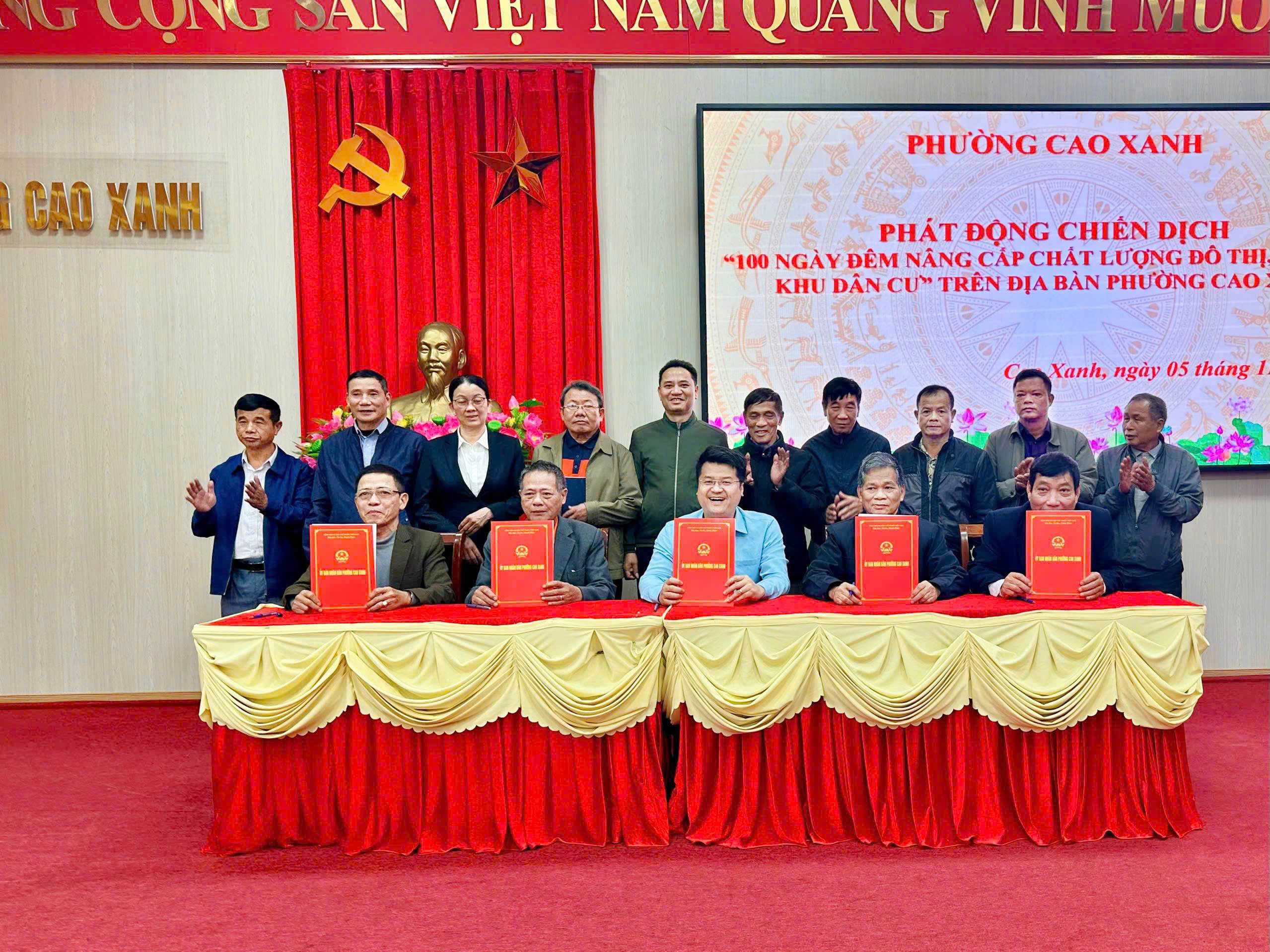 Sôi nổi Chiến dịch "100 ngày đêm" nâng cao chất lượng đô thị- Ảnh 1. Sôi nổi Chiến dịch "100 ngày đêm" nâng cao chất lượng đô thị- Ảnh 1.