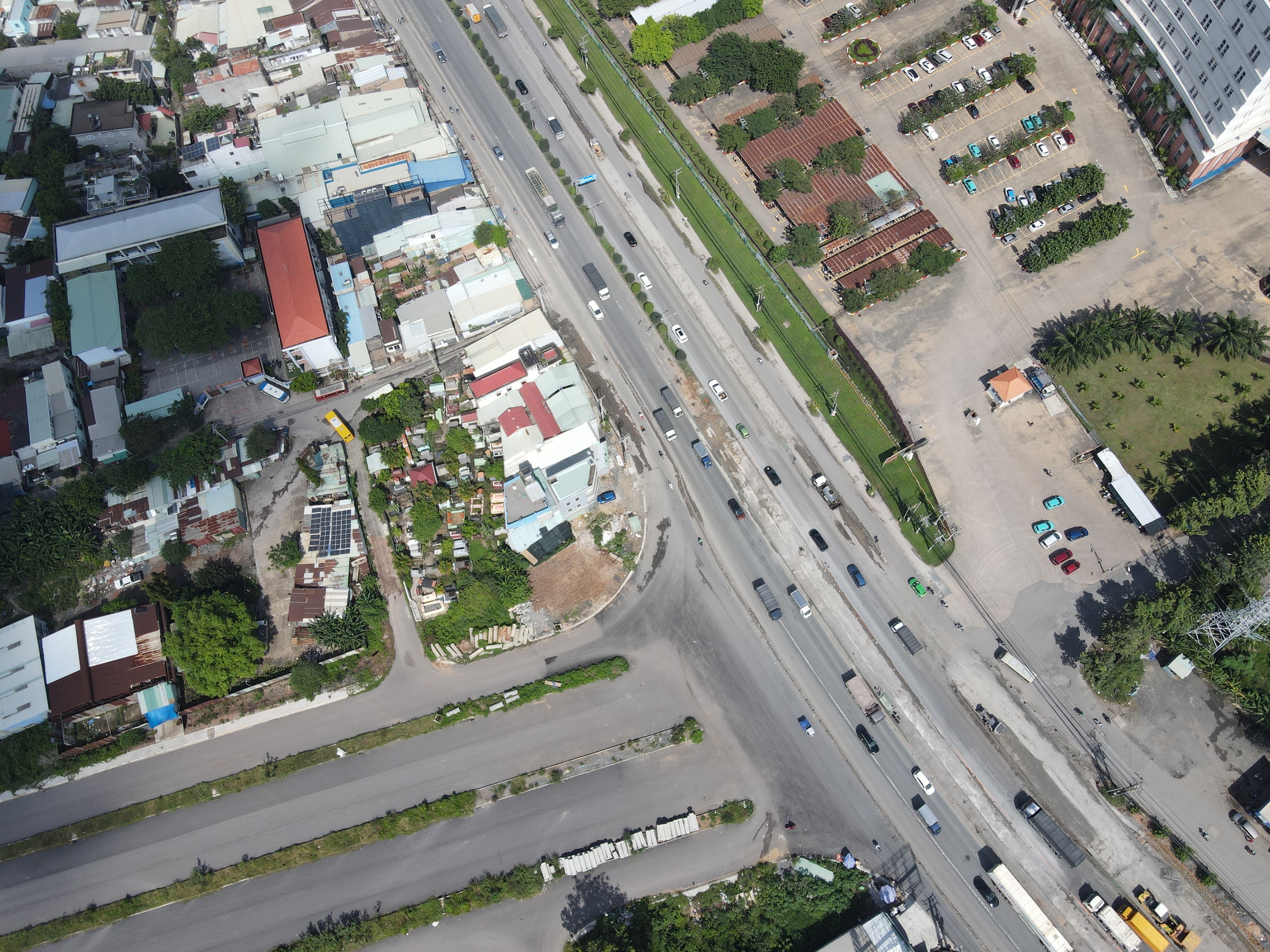 Đồng Nai: Hoàn thành thí điểm chỉnh trang QL51 và đường Võ Nguyên Giáp trước 19/12- Ảnh 1. Đồng Nai: Hoàn thành thí điểm chỉnh trang QL51 và đường Võ Nguyên Giáp trước 19/12- Ảnh 1.