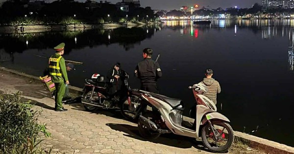 Hà Nội: Dẹp nạn câu cá Hồ Linh Đàm, trả lại không gian xanh! Hà Nội: Chấm dứt cảnh tụ tập câu cá tại hồ Linh Đàm