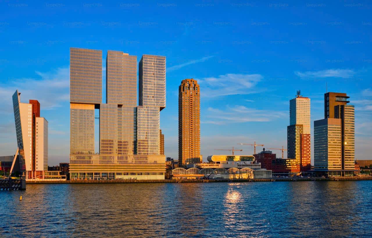 Từ kinh nghiệm phát triển đô thị ven sông đến trục cảnh quan sông Hồng- Ảnh 1. Từ kinh nghiệm phát triển đô thị ven sông đến trục cảnh quan sông Hồng- Ảnh 1.