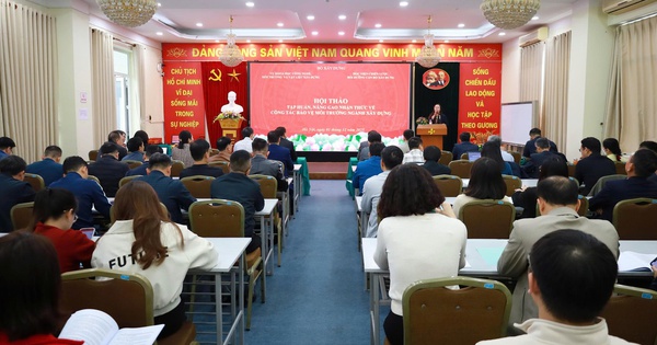 Huấn luyện Xây dựng Xanh: Kiến tạo môi trường bền vững Tập huấn nâng cao nhận thức về bảo vệ môi trường trong ngành Xây dựng