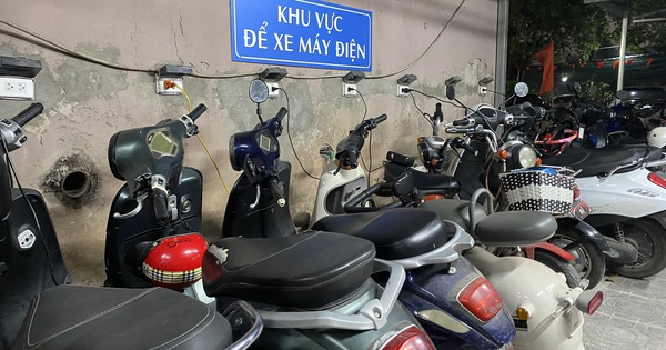 HH Linh Đàm Cấm Xe Điện: An Toàn Chung Cư Hay Trái Pháp Luật? Chung cư HH Linh Đàm thông báo cấm xe điện: Hợp lý hay đi ngược chủ trương?