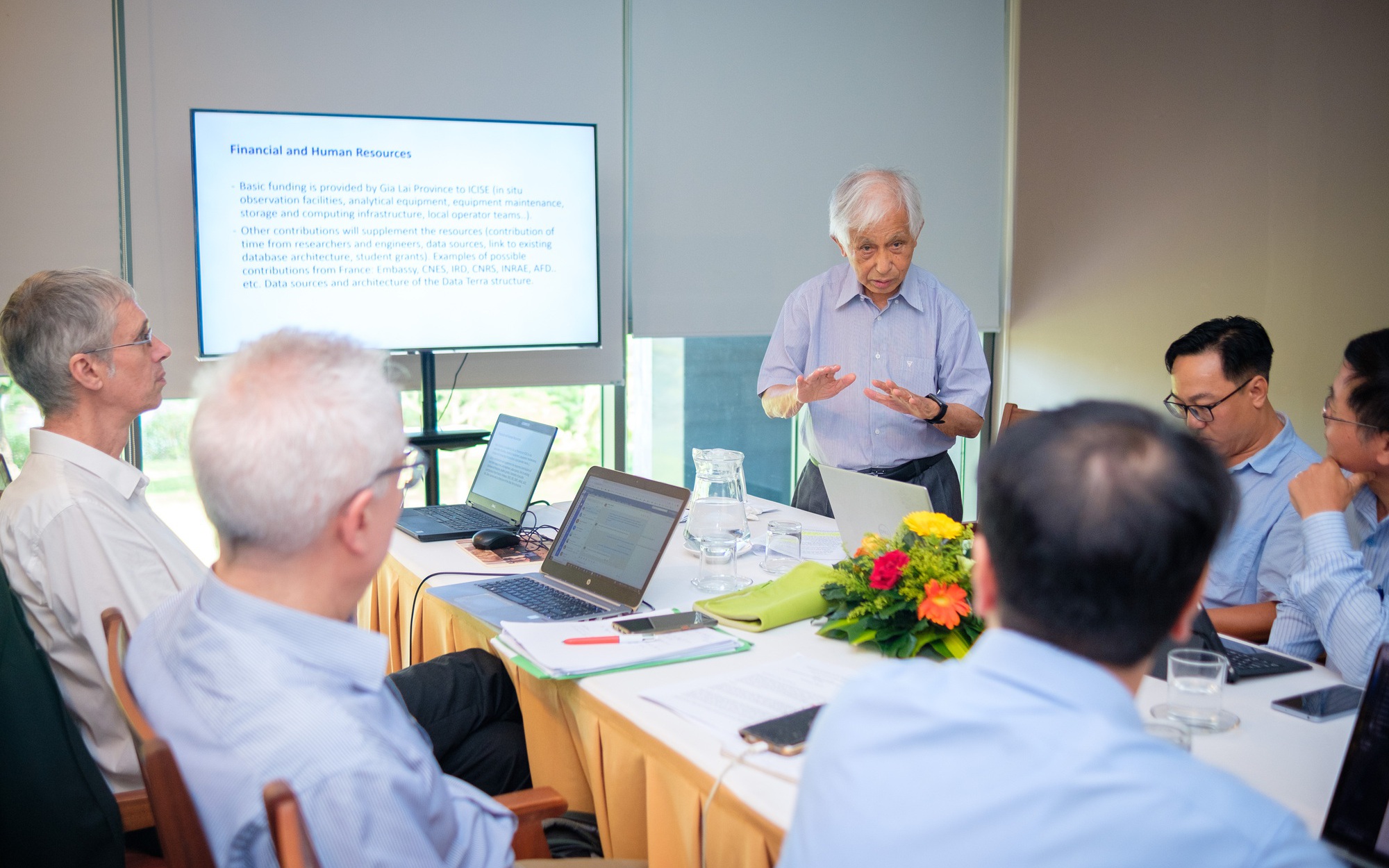 Hơn 110 kiến trúc sư, giảng viên, sinh viên khơi mở sáng tạo kiến trúc tại Gia Lai- Ảnh 3. Gia Lai sẽ xây dựng thí điểm 2 trạm quan trắc biển, khí hậu và đất liền