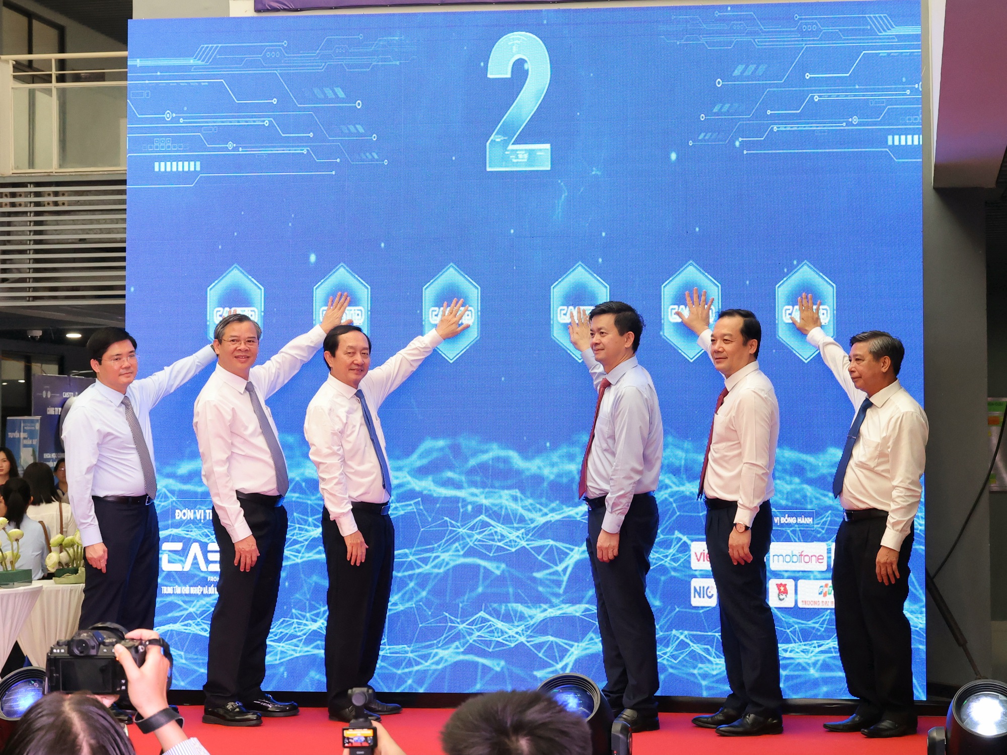 Cần Thơ xây dựng đô thị thông minh theo hướng nào?- Ảnh 1. Cần Thơ xây dựng đô thị thông minh theo hướng nào?- Ảnh 1.