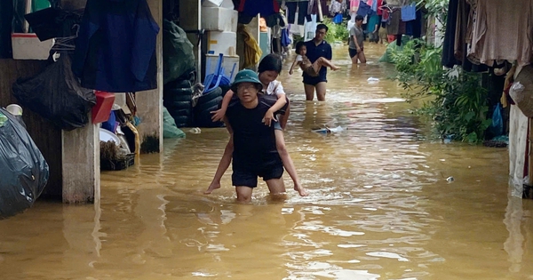 Ngập úng: Không còn riêng TP lớn. Mưa xuống, nước dâng khắp cả nước Đến hẹn lại ngập - Ngập úng không còn là “đặc sản” của các thành phố lớn