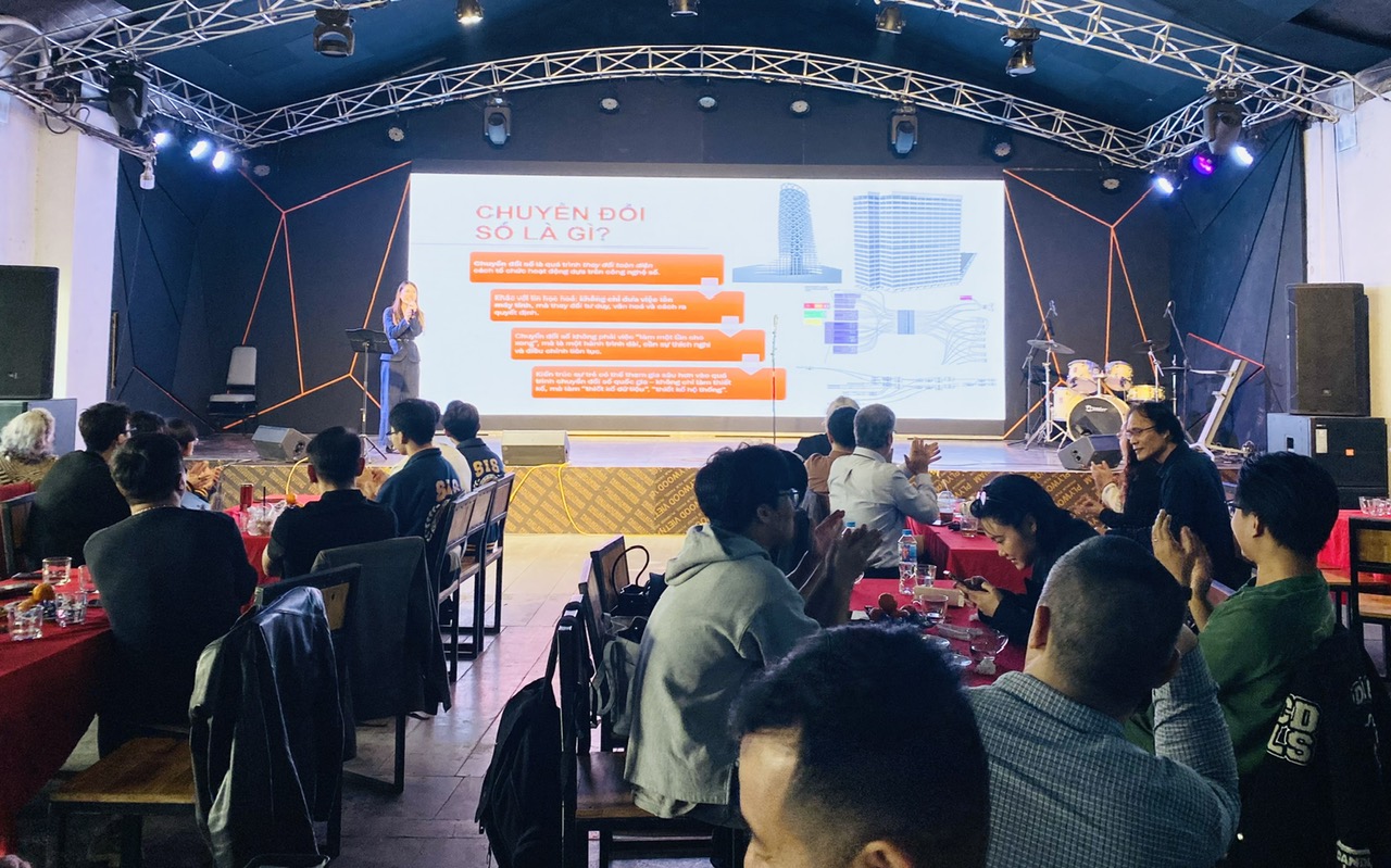 Kiến trúc sư trẻ Hà Nội trước yêu cầu đổi mới sáng tạo và hội nhập quốc tế- Ảnh 1.