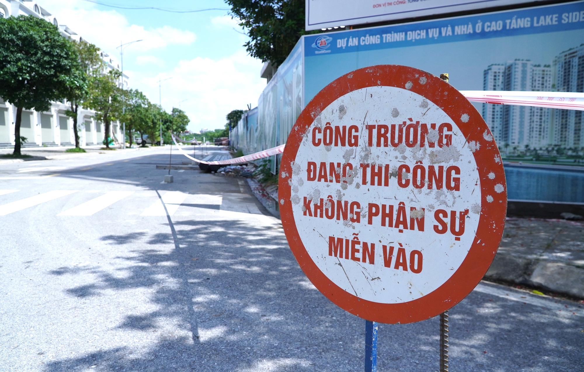 Hà Nội: Đình chỉ thi công công trình xây dựng không đảm bảo điều kiện về môi trường- Ảnh 1.