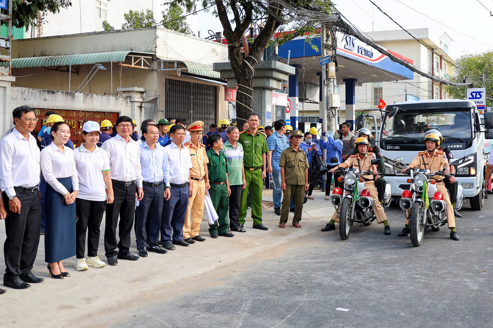 Cần Thơ: Không để xảy ra "điểm nóng" về trật tự đô thị- Ảnh 1.