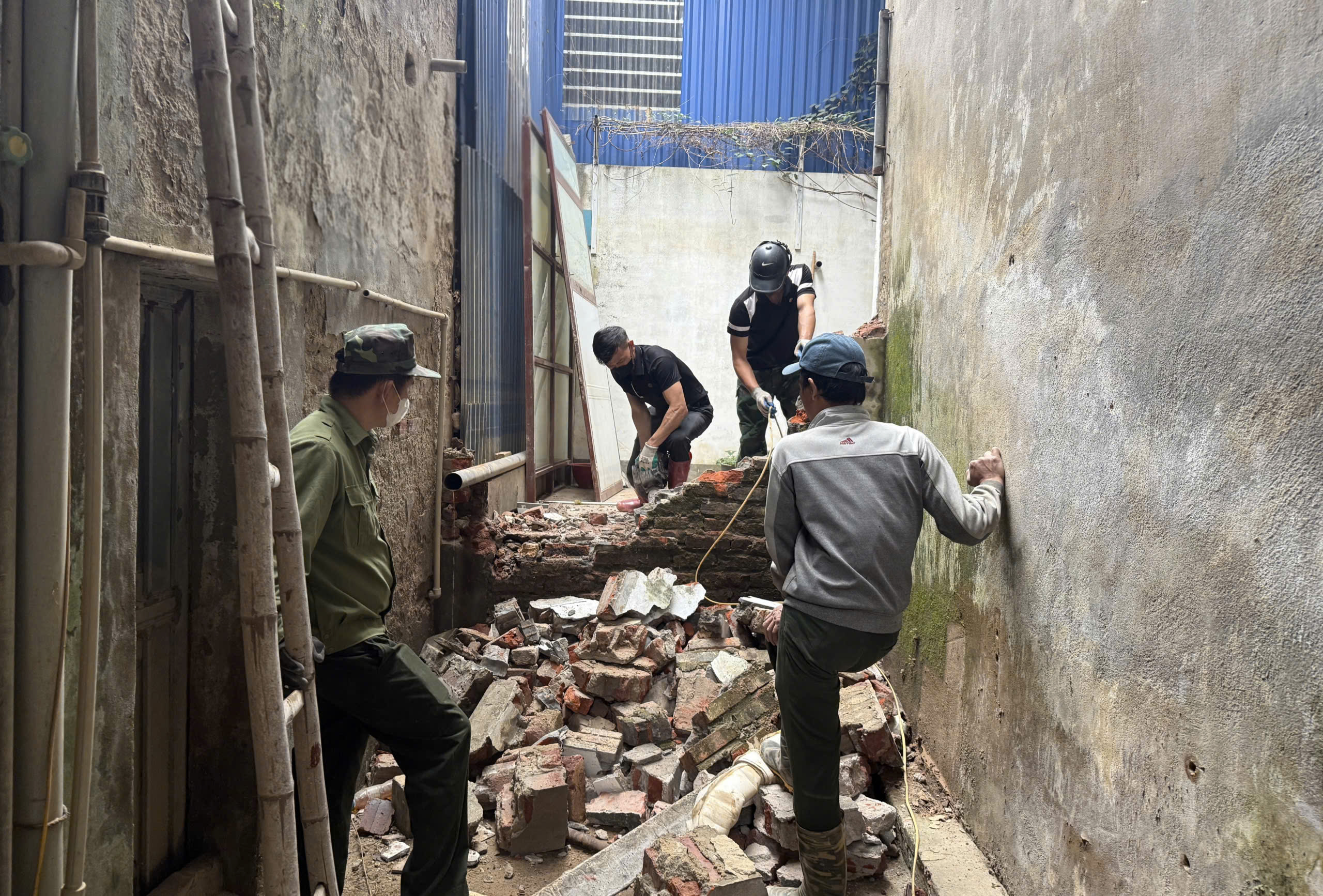 Quyết liệt xử lý “điểm nghẽn” thoát nước đô thị trung tâm Thái Nguyên- Ảnh 4.