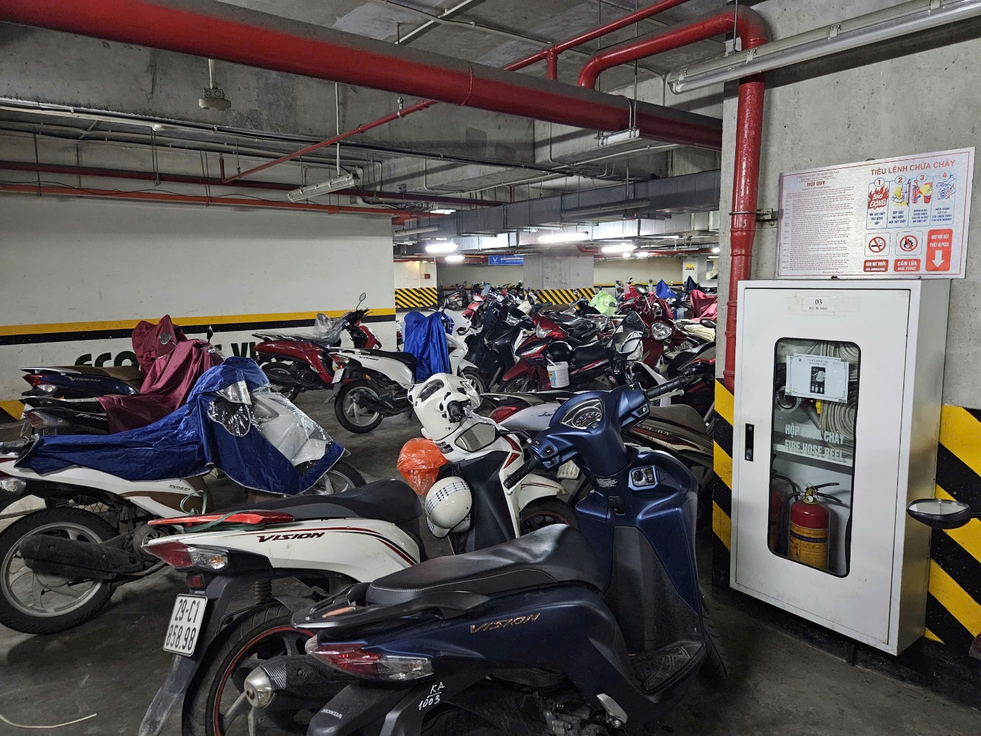 Hà Nội “siết” an toàn PCCC: Đặt lộ trình trang bị báo cháy cho nhà ở đến năm 2030- Ảnh 1.