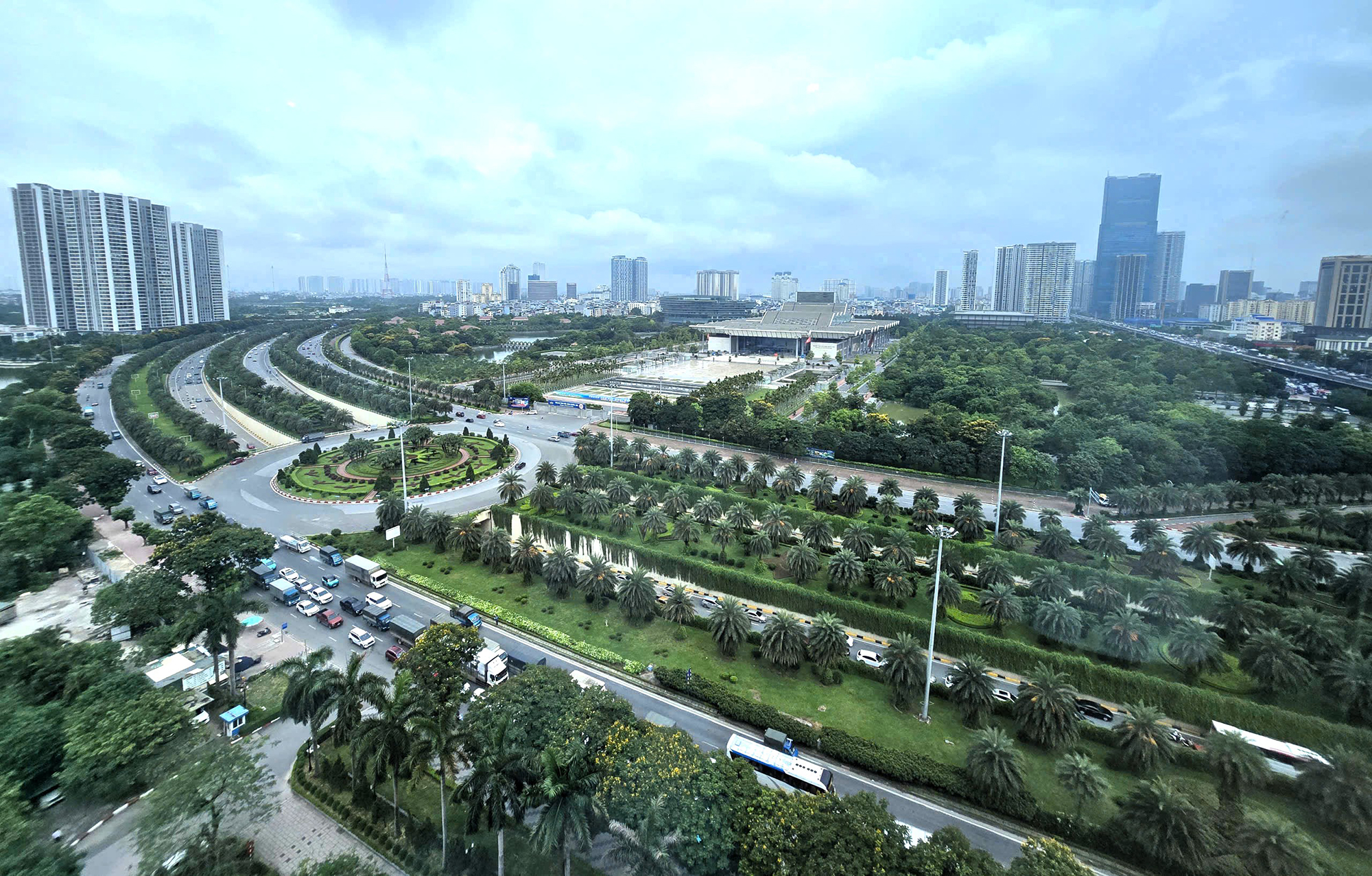 Đổi mới phân loại đô thị, mở không gian phát triển- Ảnh 2.