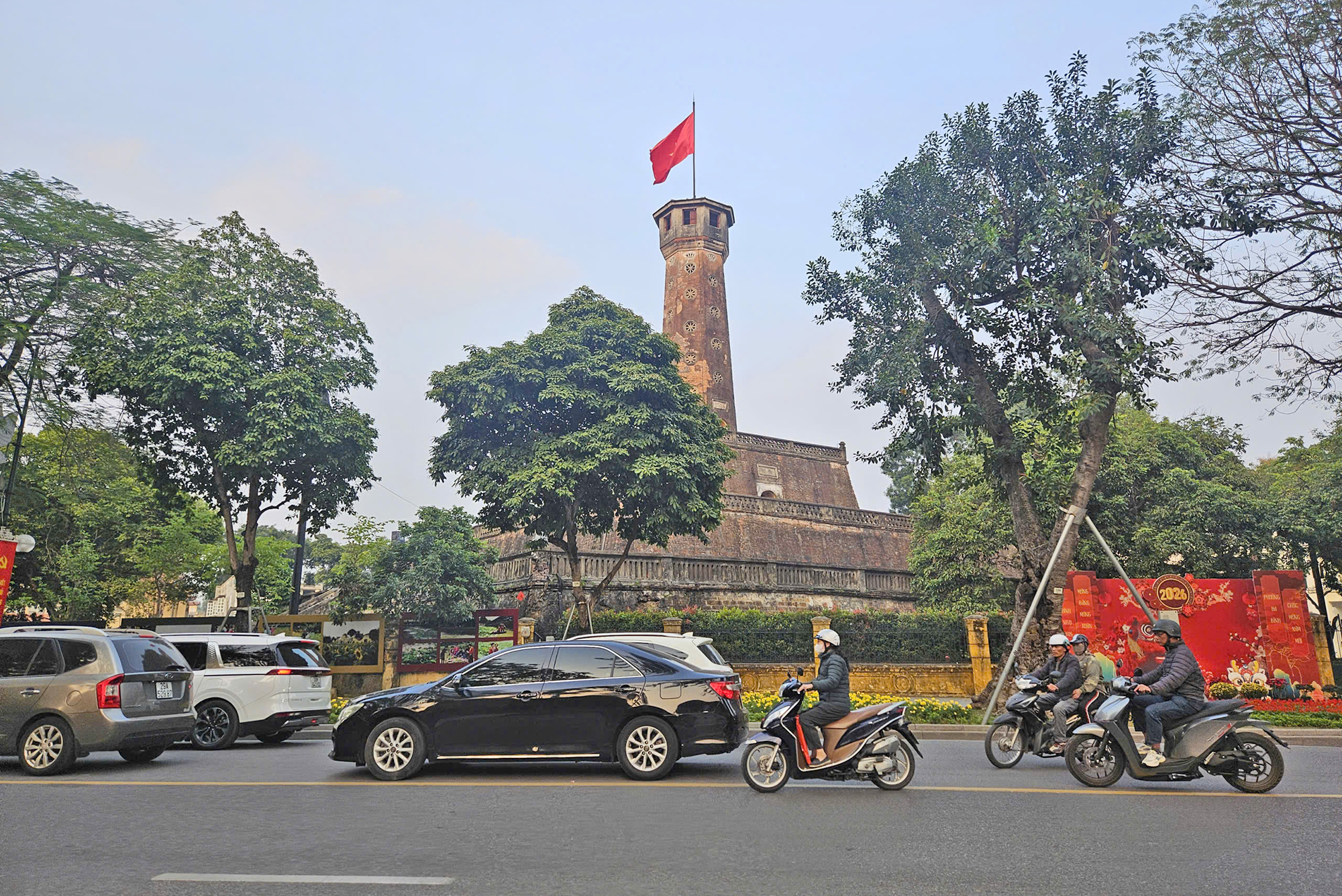 “Nới” thể chế để Thủ đô hướng tới tầm nhìn trăm năm- Ảnh 1.