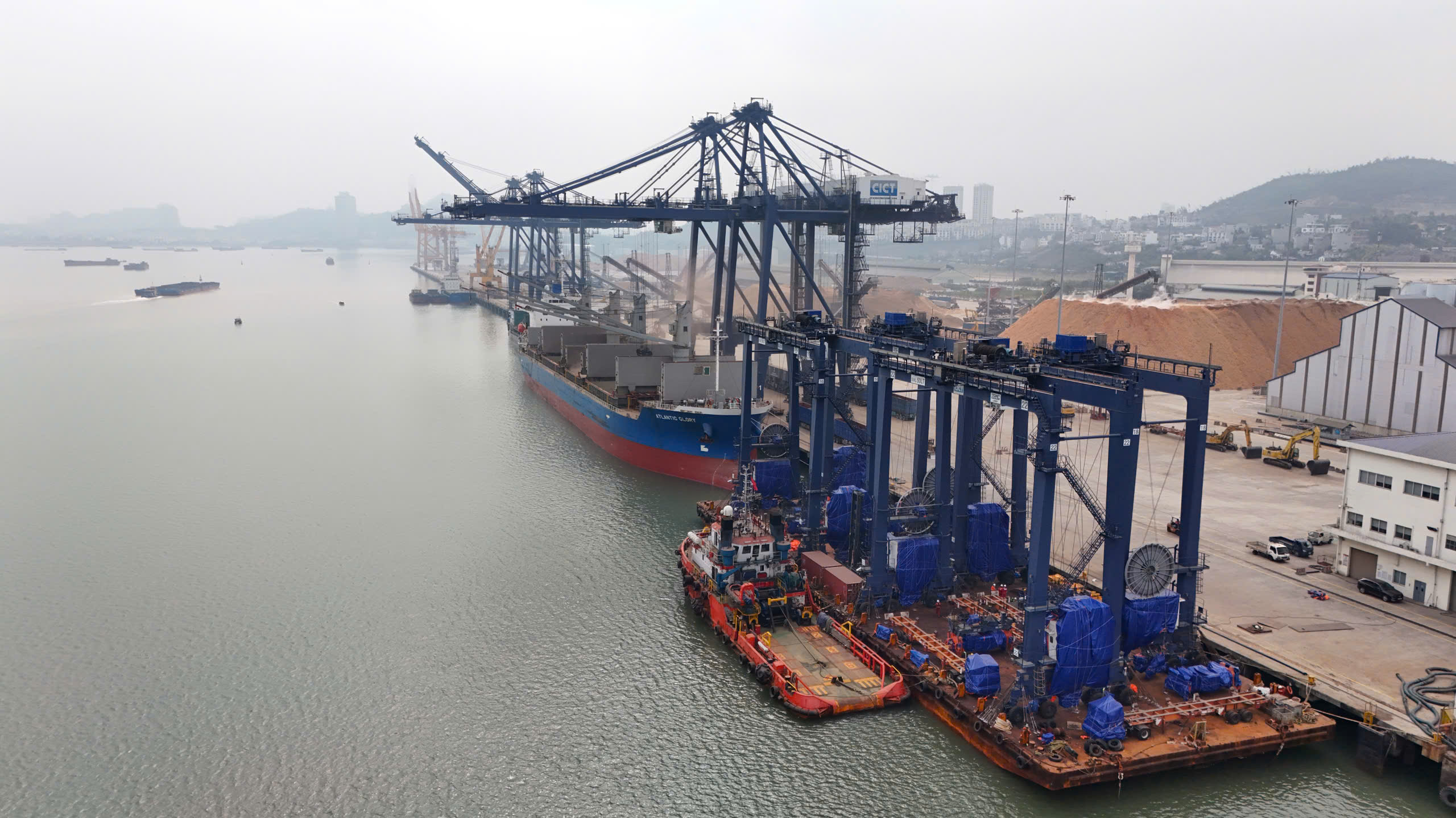 Cận cảnh cảng Cái Lân được Quảng Ninh nghiên cứu chuyển thành cảng du lịch- Ảnh 4.