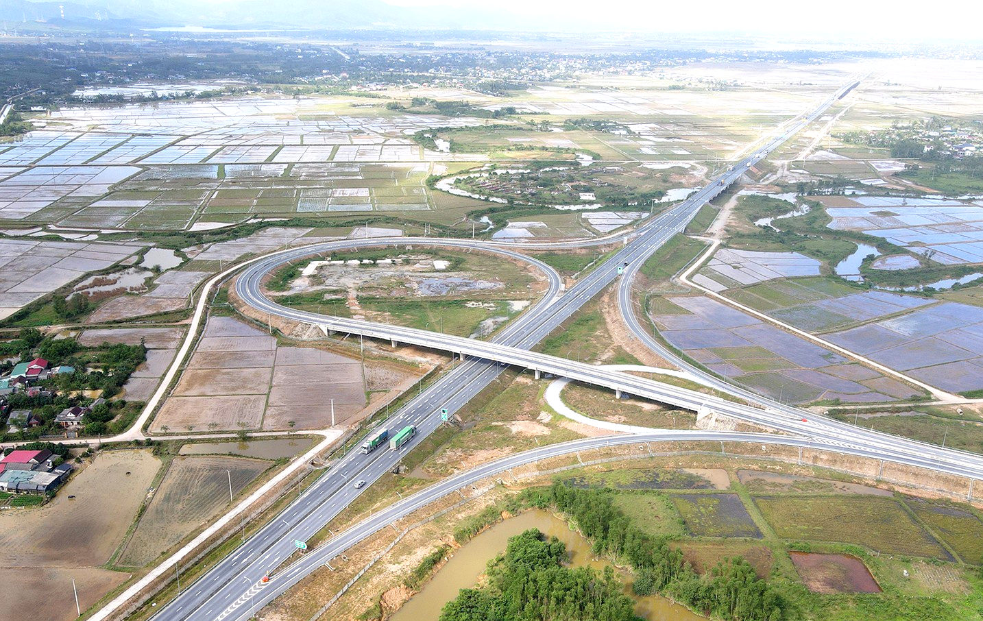 Hà Tĩnh: Quy hoạch mới mở cánh cửa phát triển cho khu kinh tế Vũng Áng- Ảnh 3. Hà Tĩnh: Quy hoạch mới mở cánh cửa phát triển cho khu kinh tế Vũng Áng- Ảnh 3.