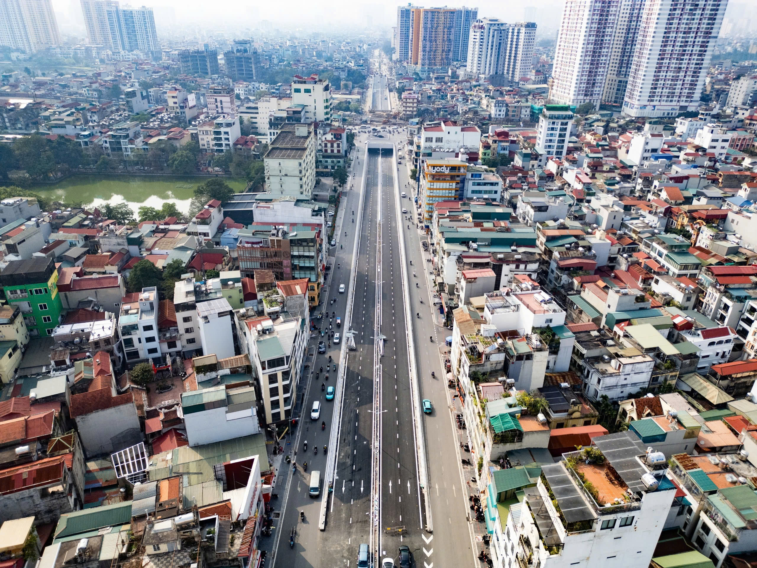 Hà Nội “gỡ nút thắt” giao thông phía Nam nhờ loạt dự án thông xe trước Tết- Ảnh 1.