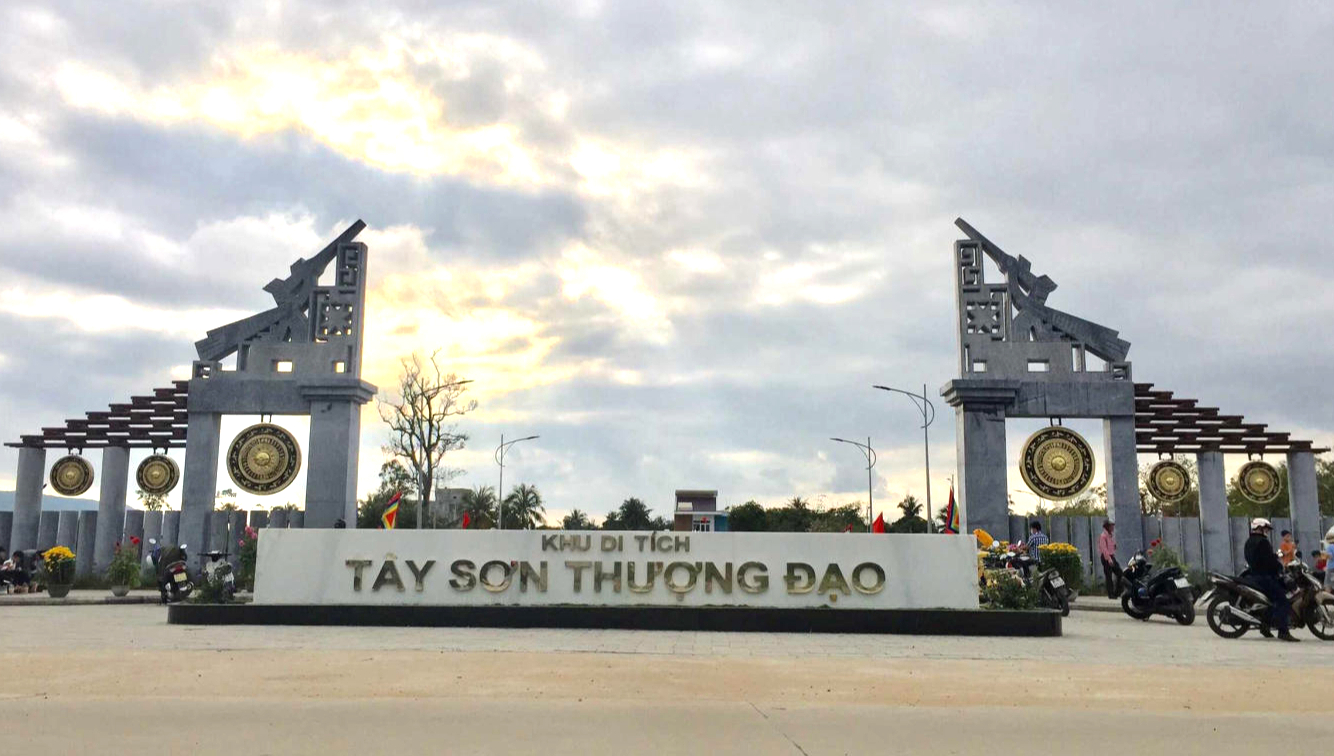 Phê duyệt nhiệm vụ lập quy hoạch tu bổ, phục hồi Quần thể di tích Tây Sơn Thượng Đạo- Ảnh 1.