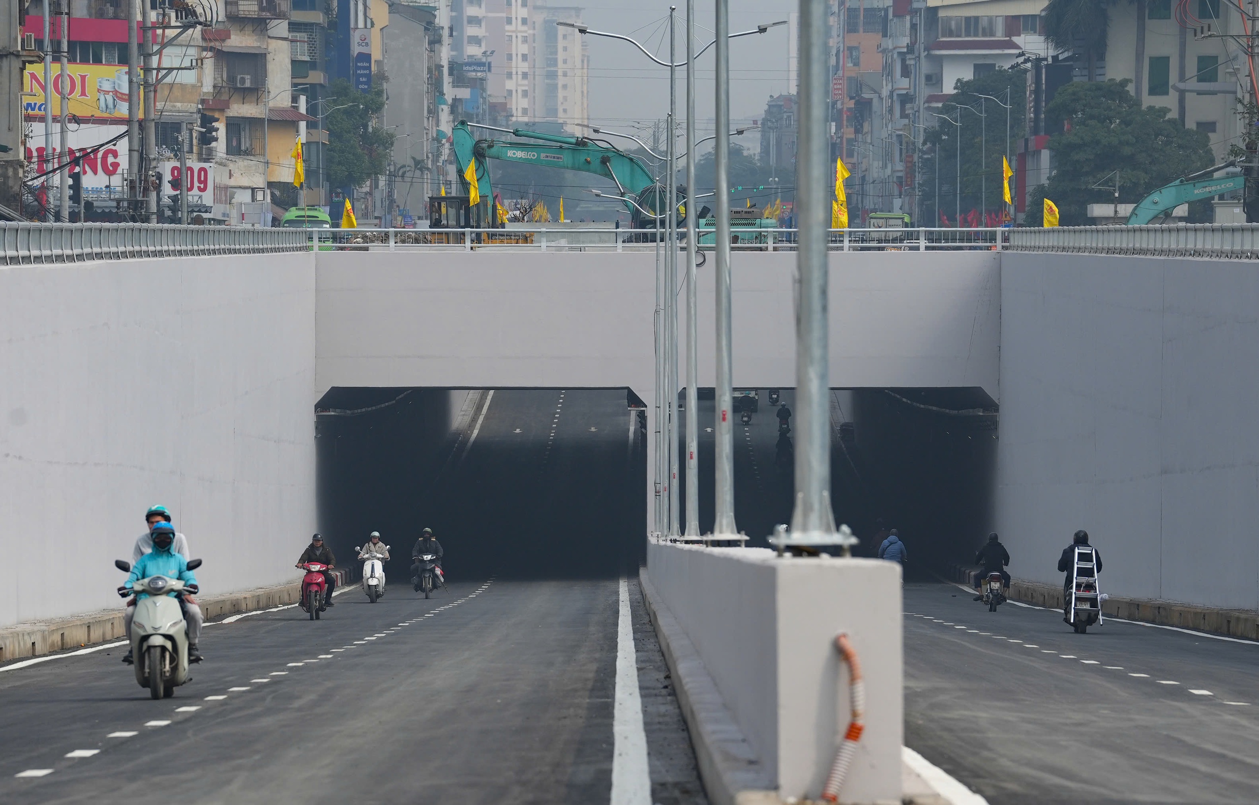 Hà Nội: Giao thông thông thoáng ngày đầu thông xe hầm chui Kim Đồng và đường Vành đai 2,5- Ảnh 8.