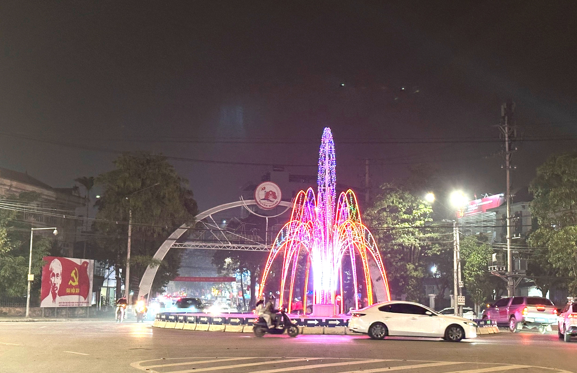 Tuyên Quang chỉnh trang đô thị đón Xuân 2026- Ảnh 1.