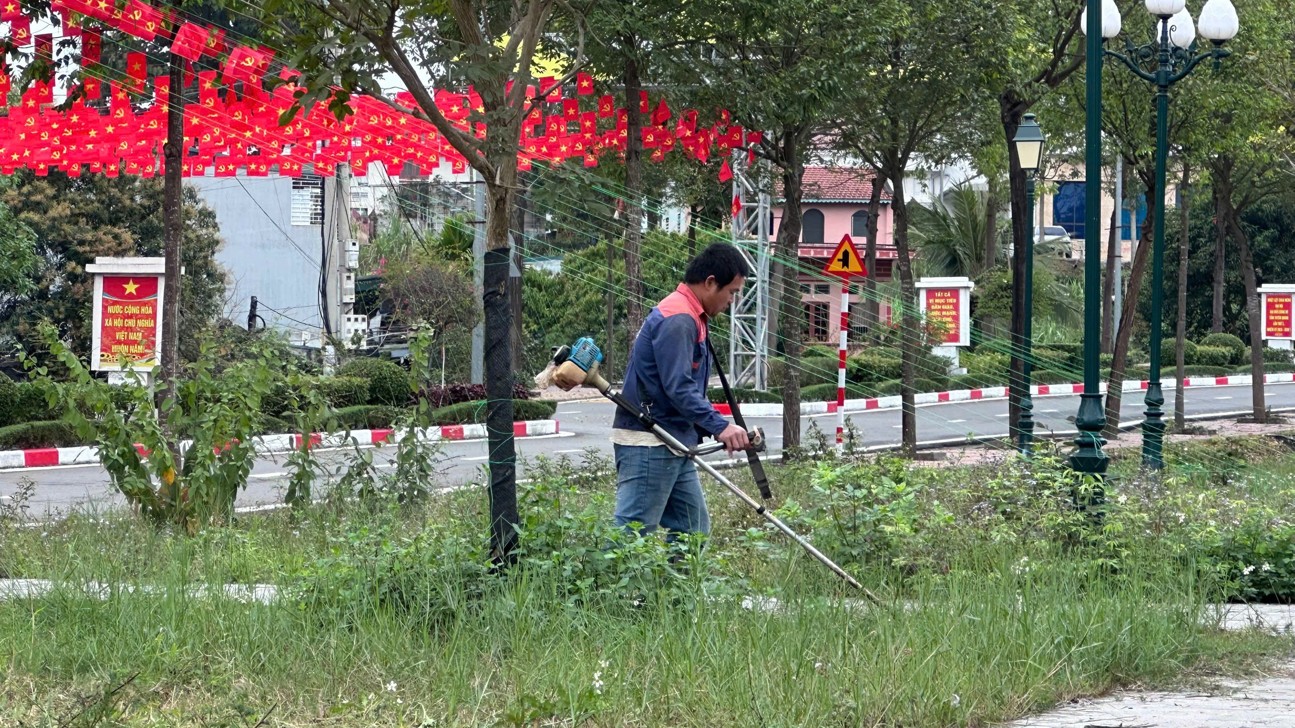 Tuyên Quang chỉnh trang đô thị đón Xuân 2026- Ảnh 14.