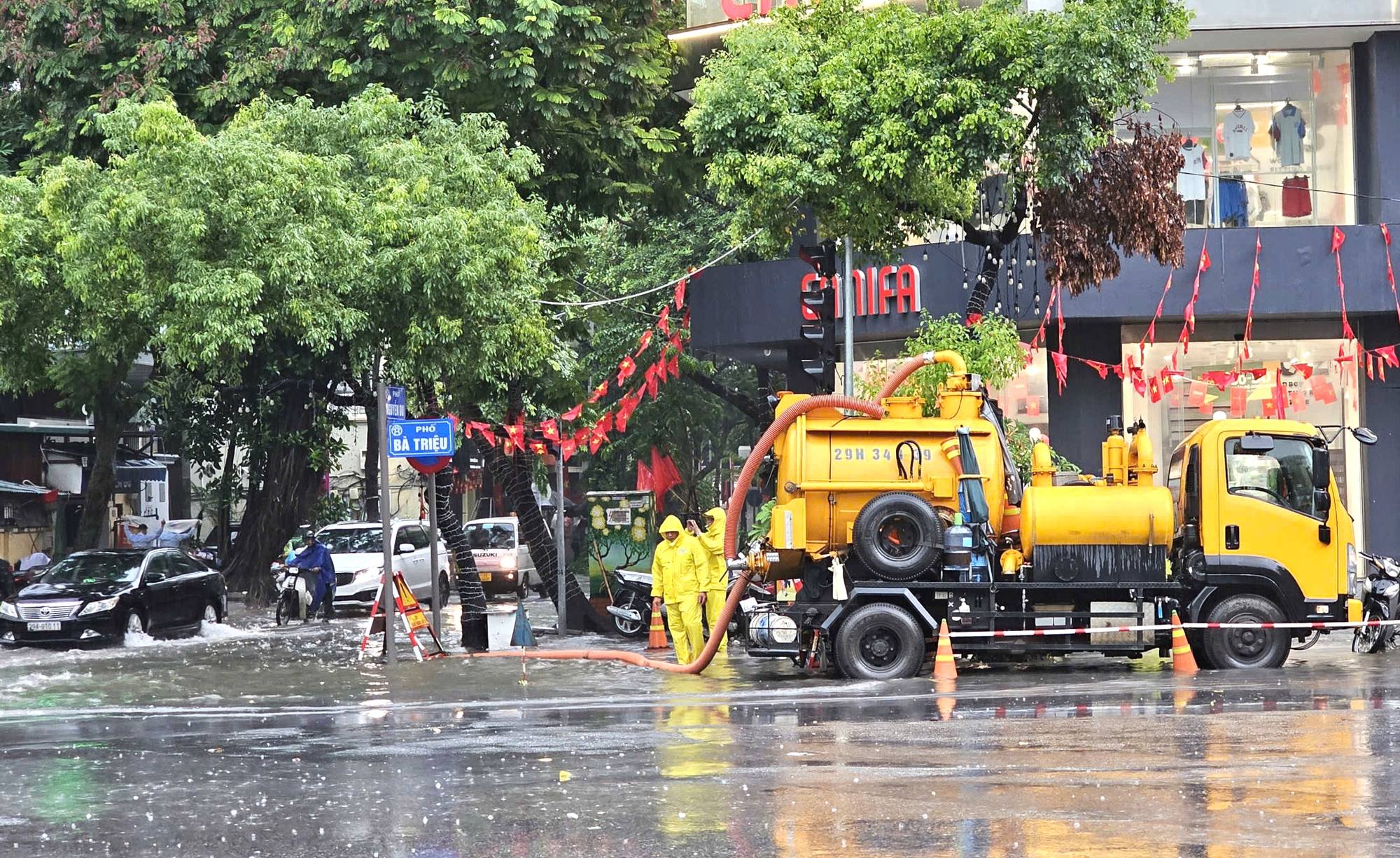 Sớm xây dựng, ban hành Luật cấp, thoát nước đầu tiên tại Việt Nam- Ảnh 1. Sớm xây dựng, ban hành Luật cấp, thoát nước đầu tiên tại Việt Nam- Ảnh 1.