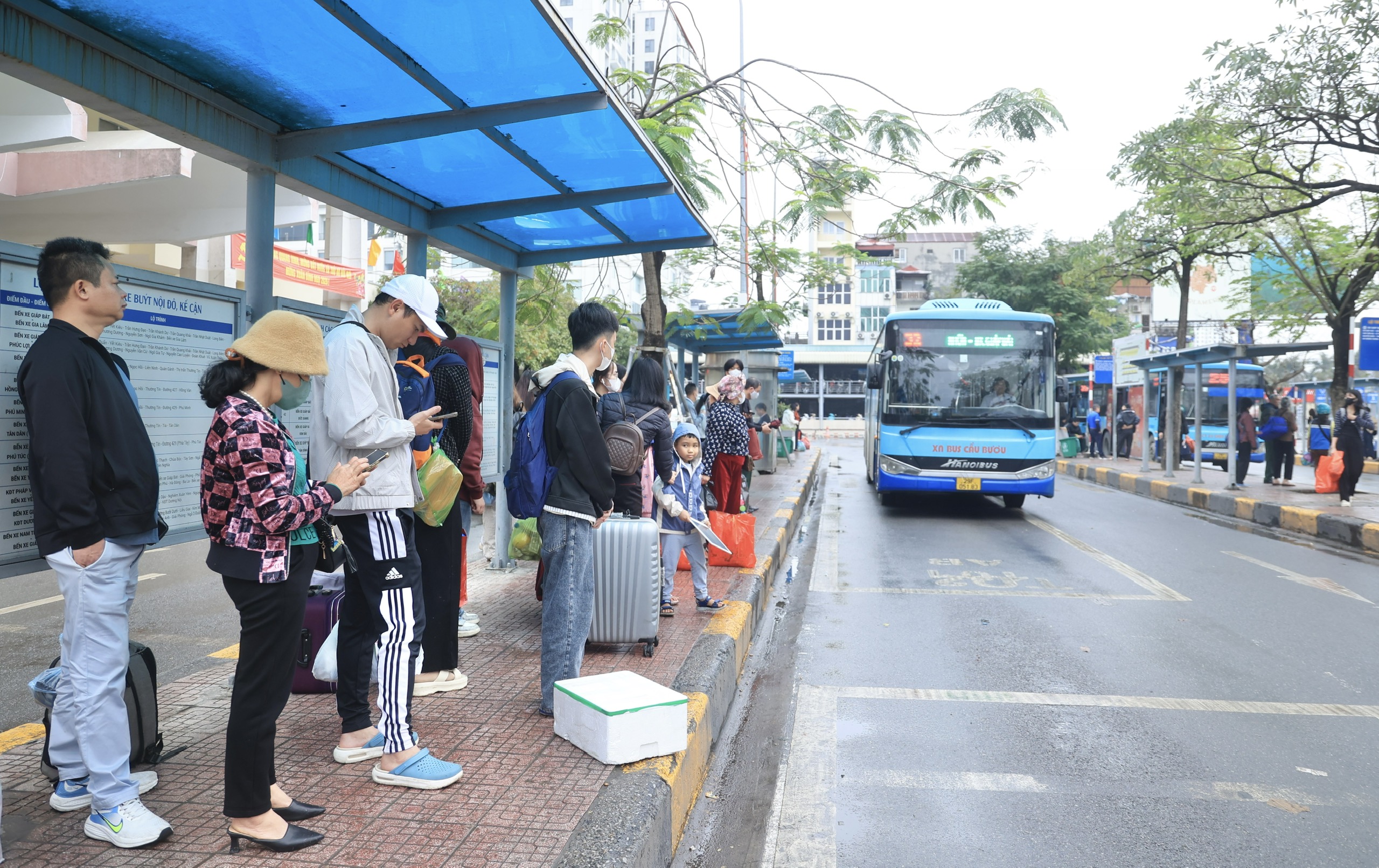 Hà Nội phục vụ hơn 1 triệu lượt hành khách dịp Tết Nguyên đán- Ảnh 1. Hà Nội phục vụ hơn 1 triệu lượt hành khách dịp Tết Nguyên đán- Ảnh 1.