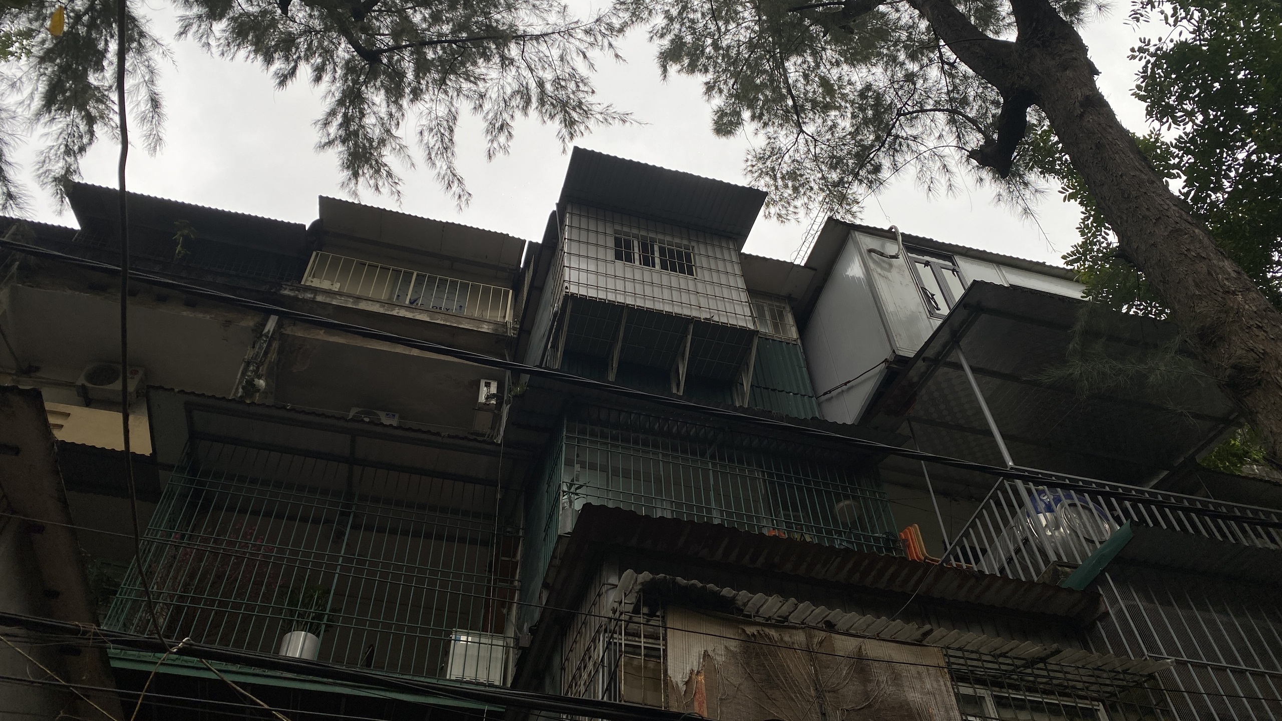 Hà Nội phấn đấu đến năm 2030 hoàn thành việc cải tạo, xây dựng chung cư cũ cấp độ D- Ảnh 16. Hà Nội phấn đấu đến năm 2030 hoàn thành việc cải tạo, xây dựng chung cư cũ cấp độ D- Ảnh 16.