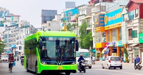 Xe buýt Hà Nội mở rộng: Dễ dàng tới Khu công nghệ cao Hòa Lạc Hà Nội tổ chức lại xe buýt tăng kết nối Khu công nghệ cao Hòa Lạc